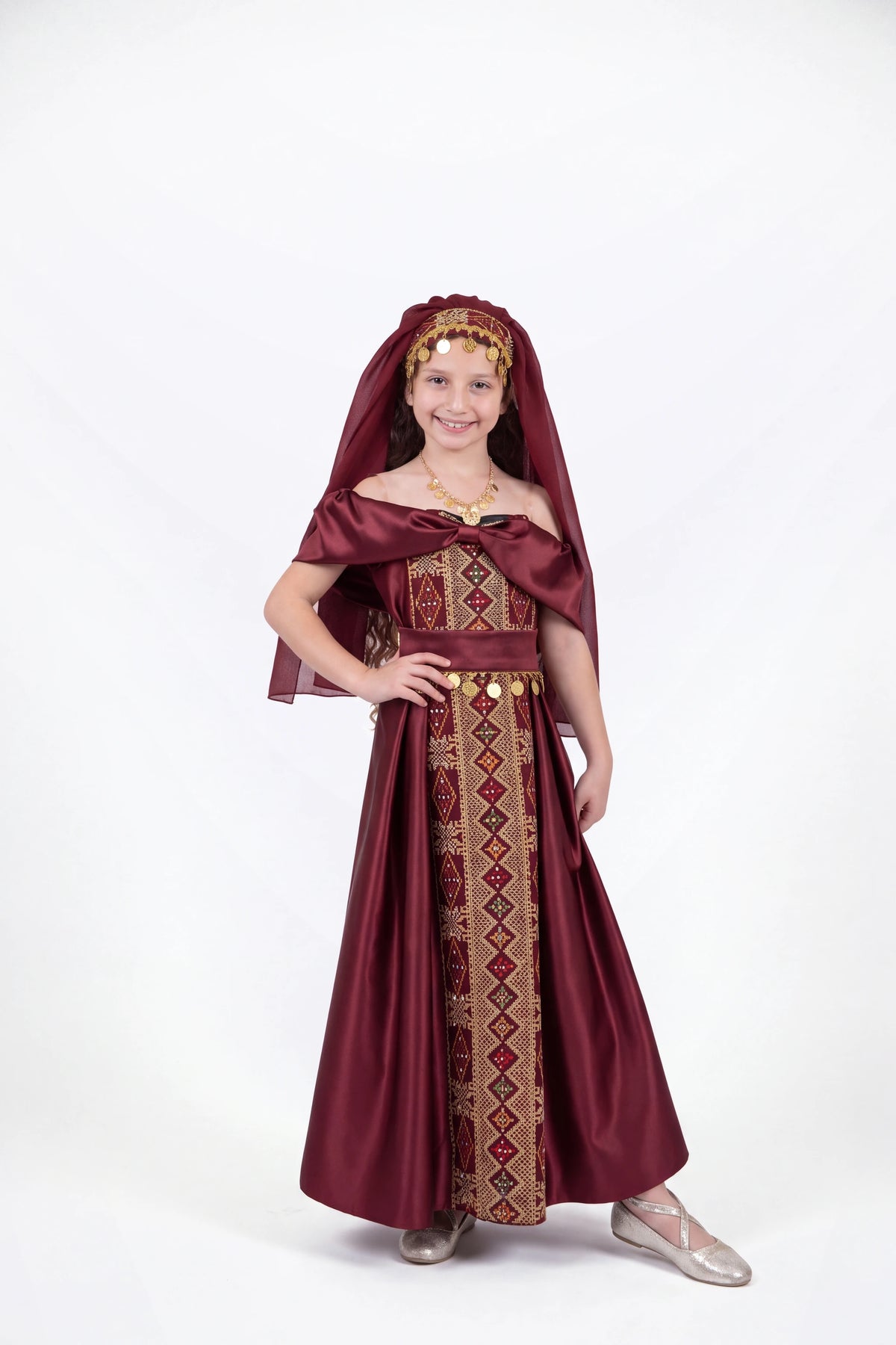 Thobe Celia - Burgundy on white studio background