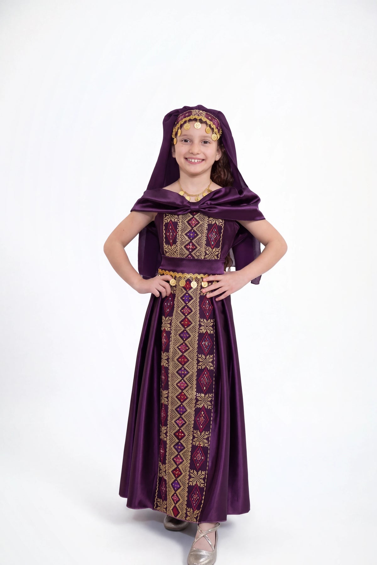 Thobe Celia - Purple on white studio background