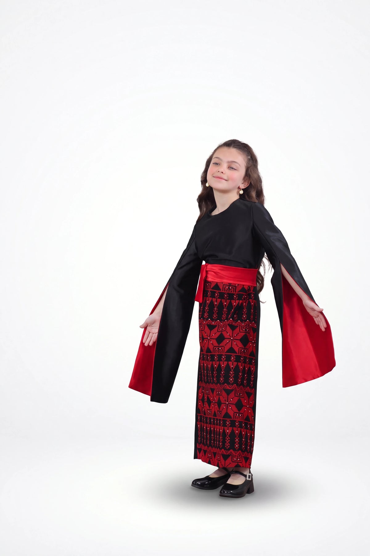 Nabd Al-Turath Kids Dress - Black on white studio background
