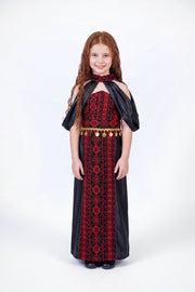 Thobe Ameerat Al Henna - Black on white studio background