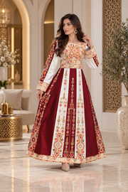 Traditional Embroidered Thobe – Elegant Heritage Gown