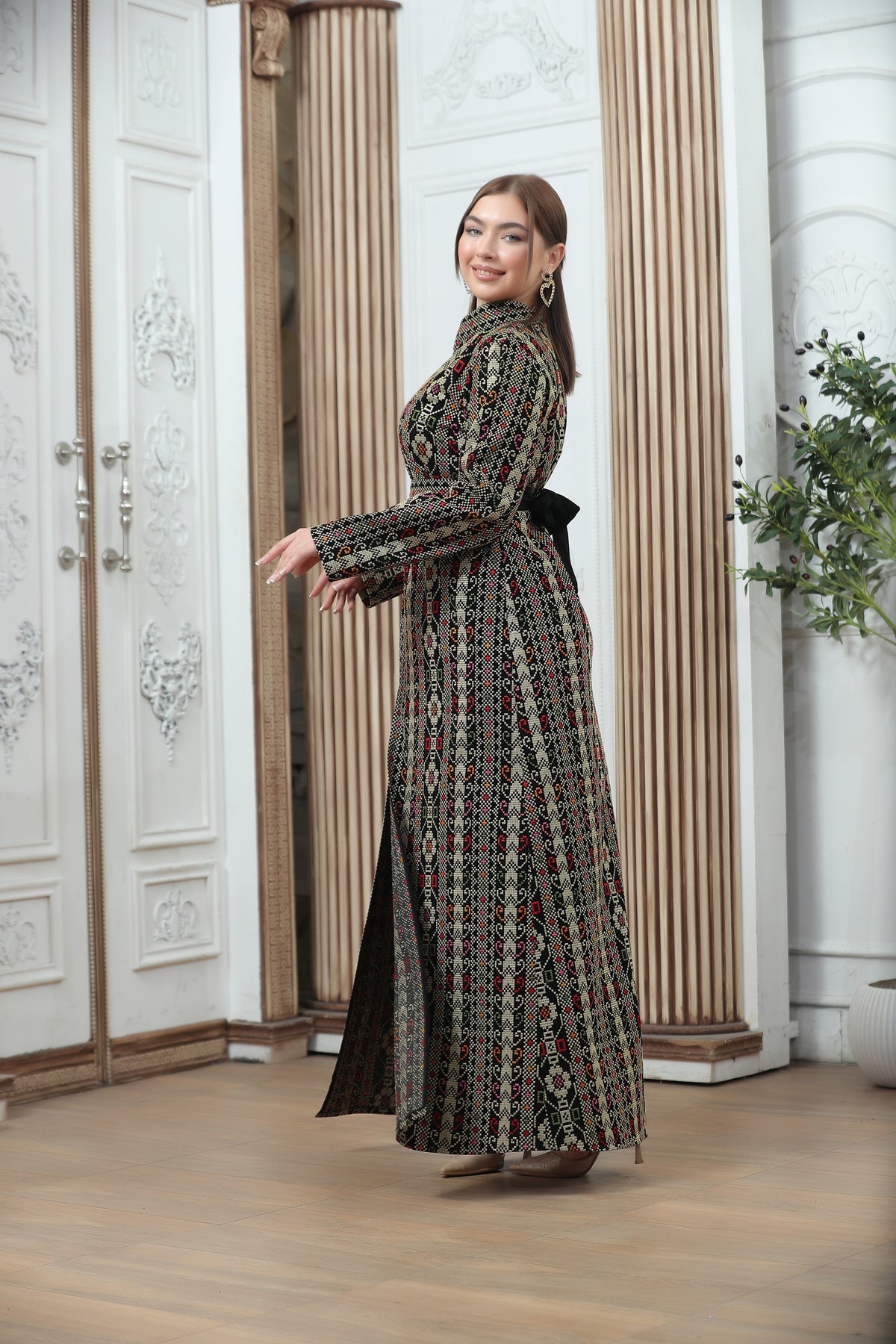 Golden Embroidered Tales Kaftan – Elegant Palestinian Heritage Design