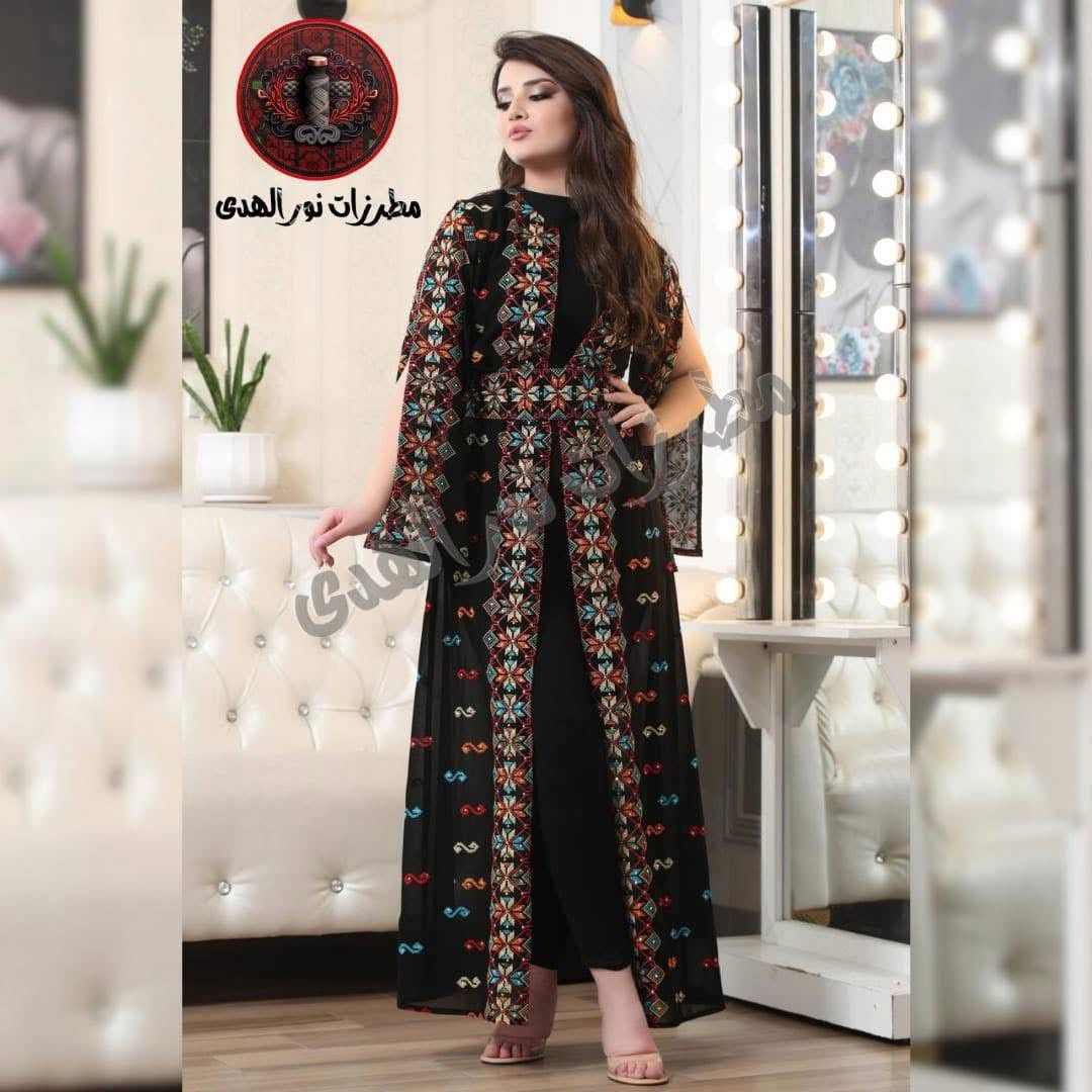 Black Royal Mix Oriental embroidered bisht with colorful Levant-style details and open front design