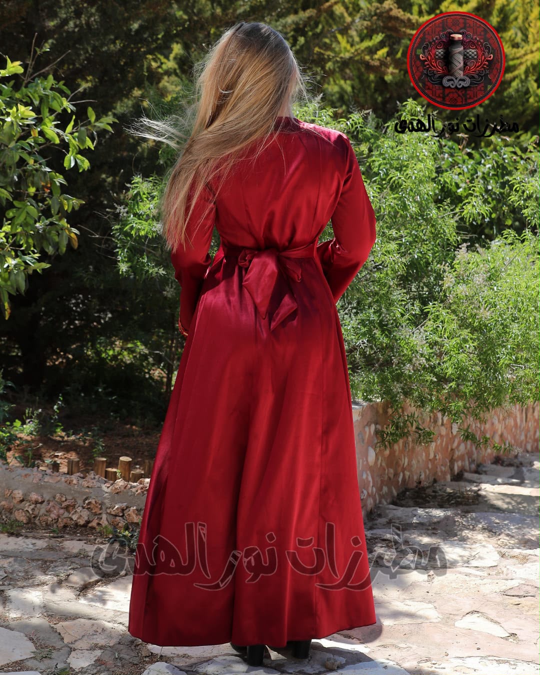 Women's Embroidered Satin Heritage Dress | Thoub Manajel Mutaraz