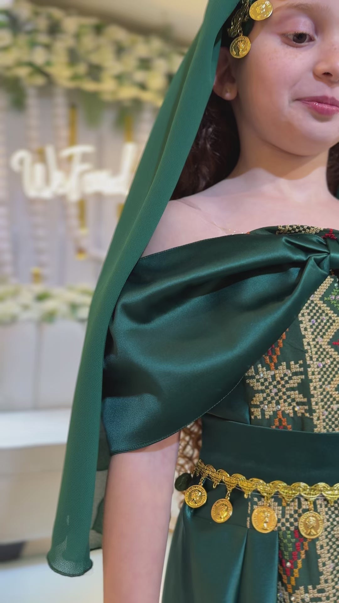 تحميل الفيديو: ثوب سيليا البناتي ستان