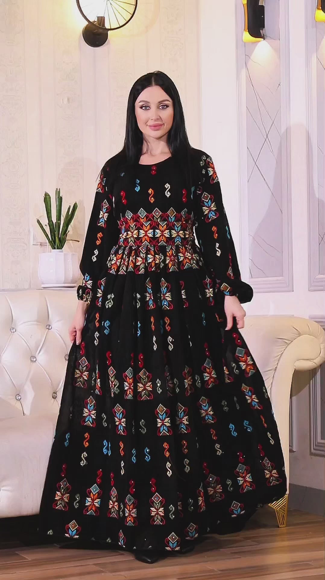 تحميل الفيديو: ثوب نسائي شيفون مطرز بالكامل | ثوب ستاتي طلس