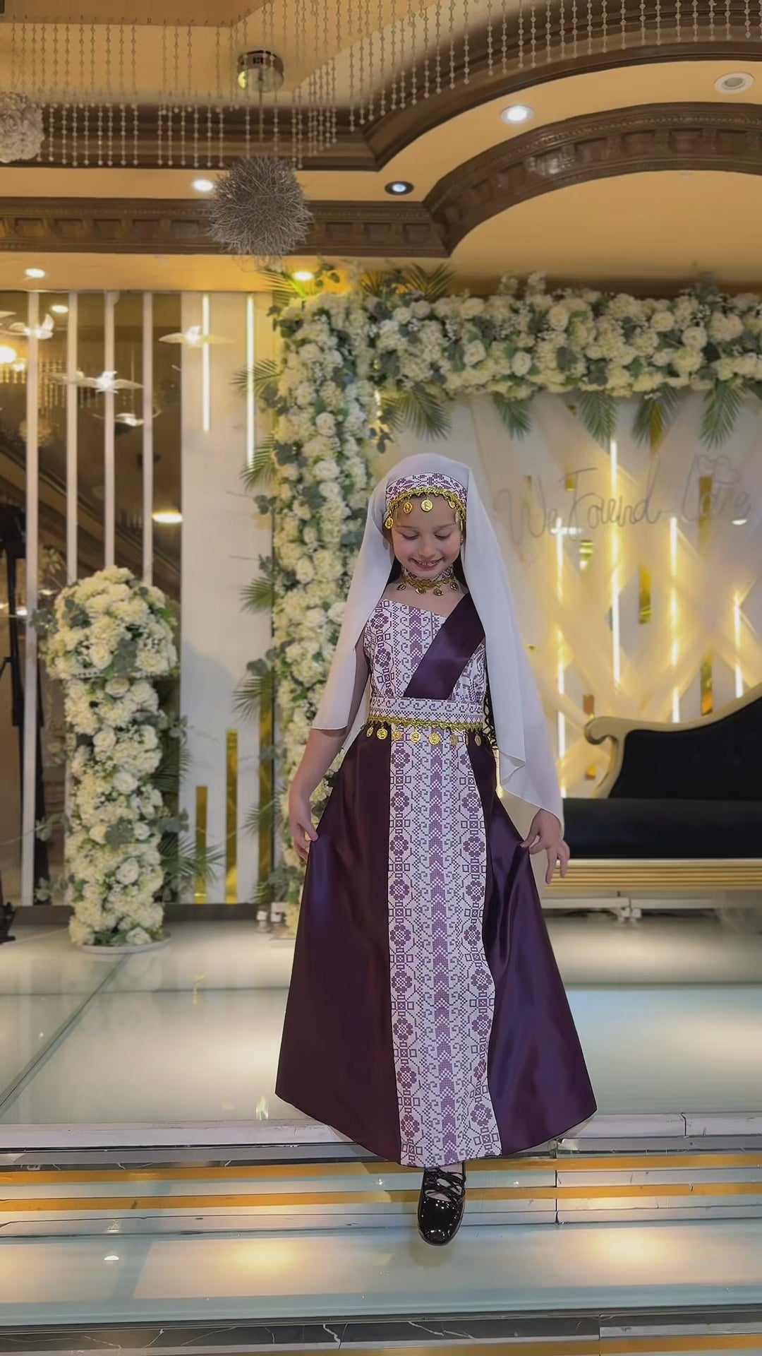 تحميل الفيديو: لؤلؤة الحنا البناتي