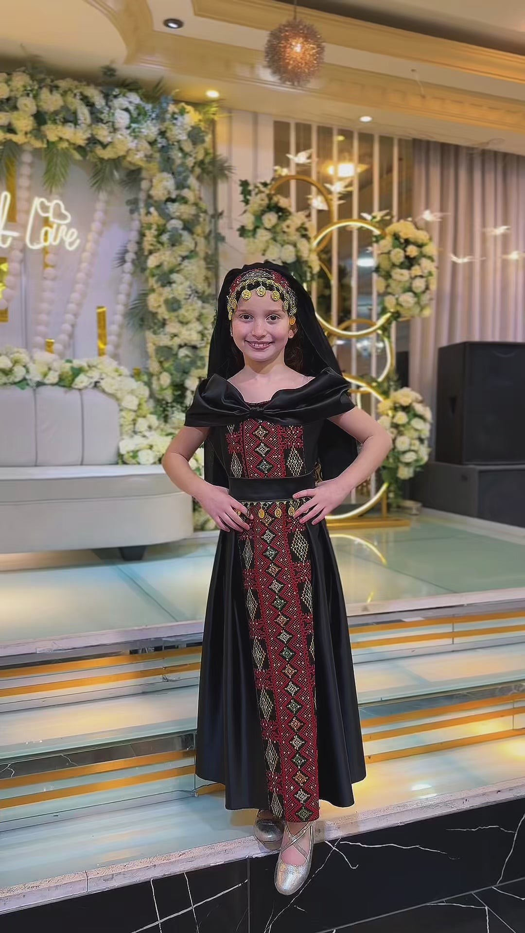 تحميل الفيديو: ثوب سيليا البناتي ستان
